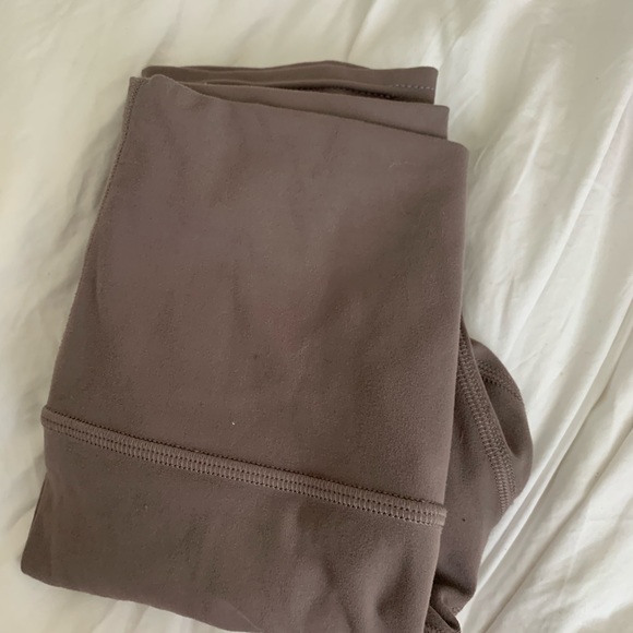 Lululemon leggings size 2 25” - Picture 4 of 4